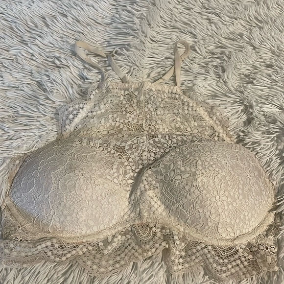 Victoria's Secret Other - Victoria's Secret super sexy pullover lace racer back push up pigeonant bra